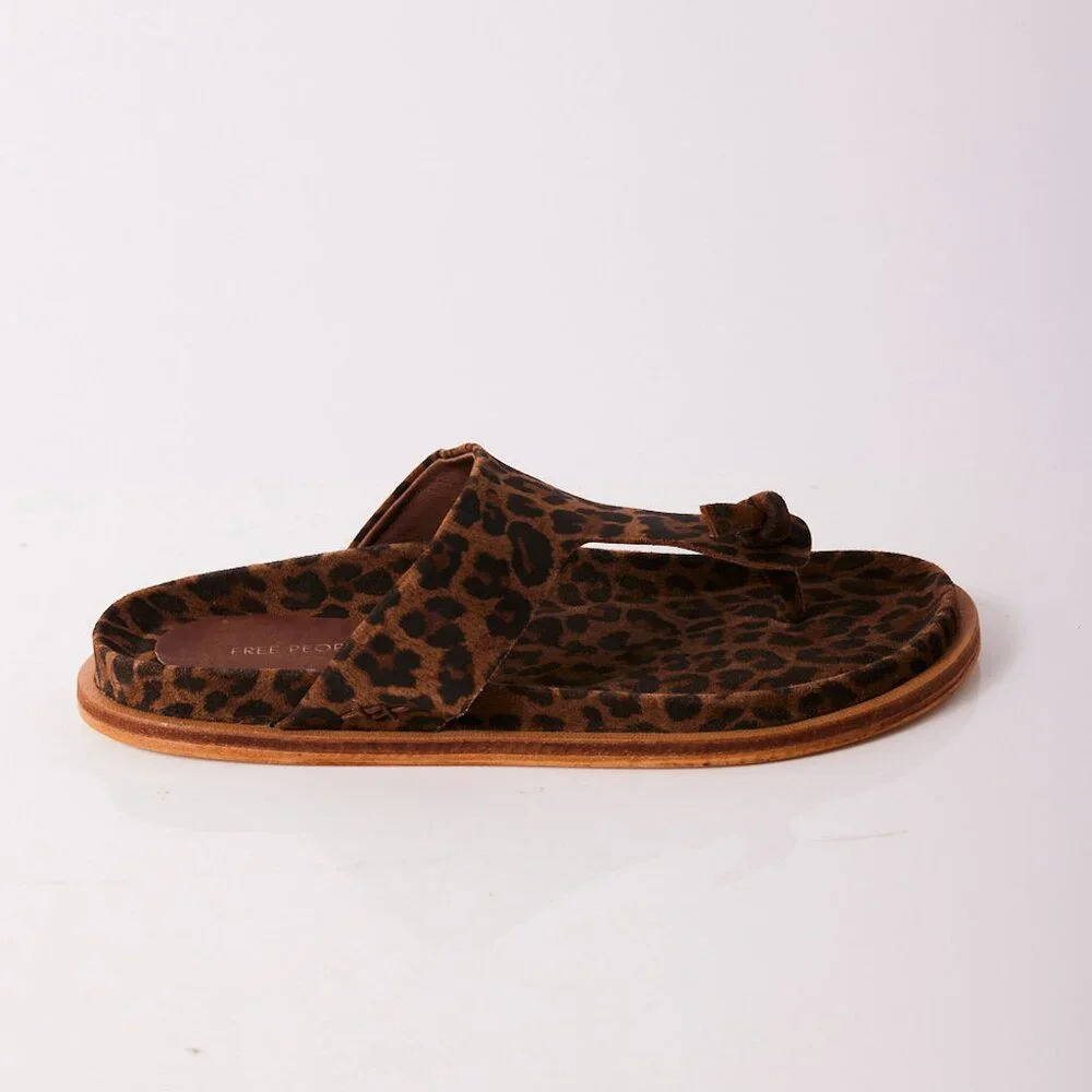 🎉LAST CHANCE🎉 FREE PEOPLE Mika Footbed Sandals / Chestnut Leopard Suede - Picture 8 of 13